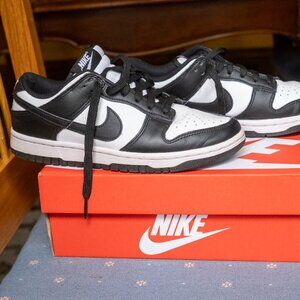 Black and White Women's Nike Low Dunk Size 6